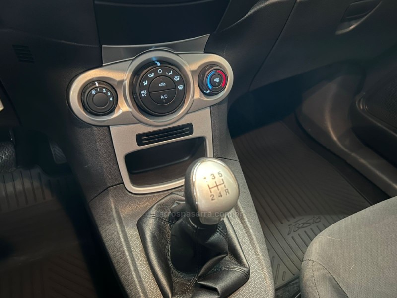 FIESTA 1.6 SE HATCH 16V FLEX 4P MANUAL - 2017 - CAXIAS DO SUL