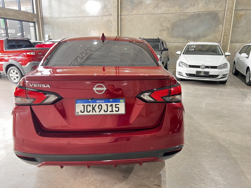 VERSA 1.6 EXCLUSIVE 16V FLEX 4P AUTOMÁTICO - 2024 - CAXIAS DO SUL