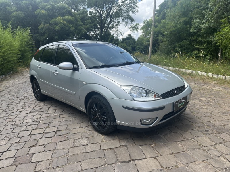 FOCUS 2.0 GHIA 16V FLEX 4P AUTOMÁTICO - 2008 - NOVA PRATA