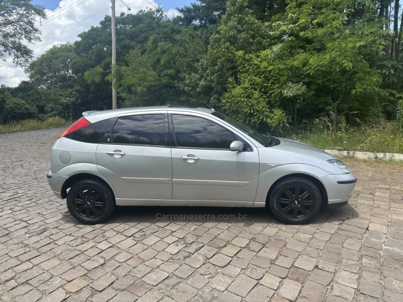 FOCUS 2.0 GHIA 16V FLEX 4P AUTOMÁTICO - 2008 - NOVA PRATA