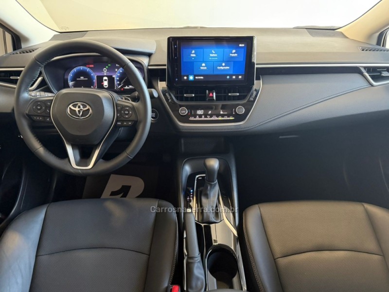 COROLLA 2.0 XEI 16V FLEX 4P AUTOMÁTICO - 2024 - LAJEADO