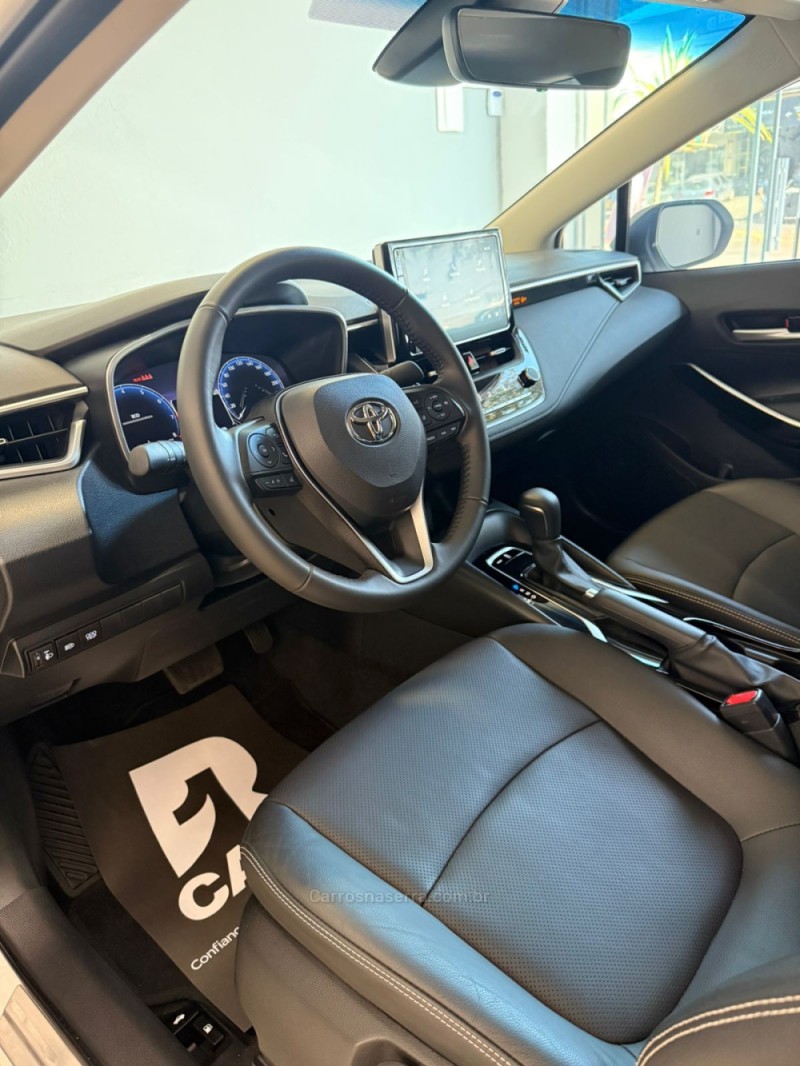 COROLLA 2.0 XEI 16V FLEX 4P AUTOMÁTICO - 2024 - LAJEADO