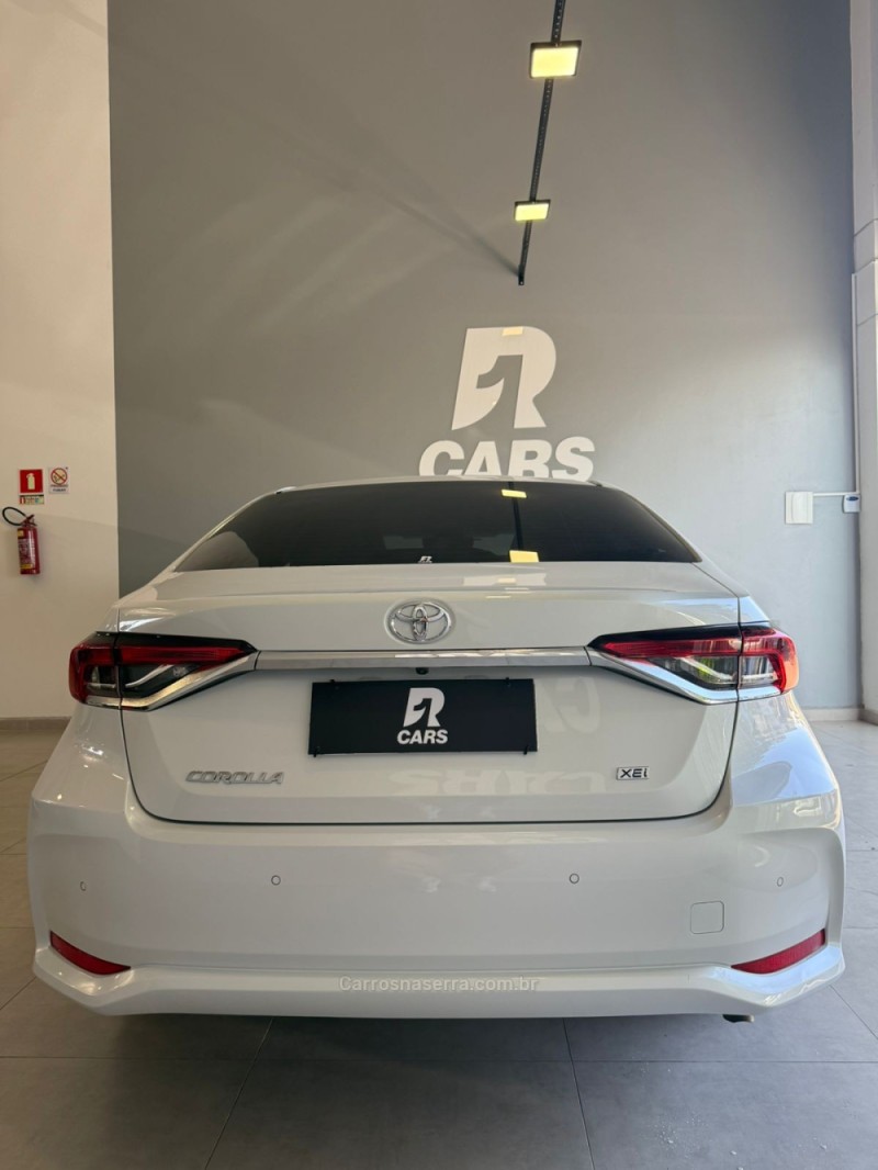 COROLLA 2.0 XEI 16V FLEX 4P AUTOMÁTICO - 2024 - LAJEADO