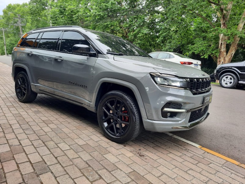 COMMANDER 2.0 HURRICANE BLACKHAWK 4X4 TURBO GASOLINA 4P AUTOMÁTICO - 2025 - DOIS IRMãOS