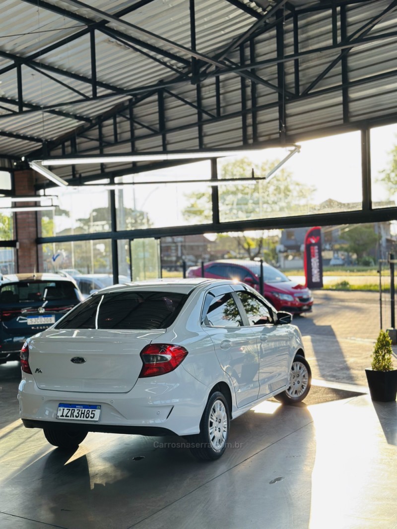 KA + 1.0 SE PLUS 12V FLEX 4P MANUAL - 2020 - CANELA