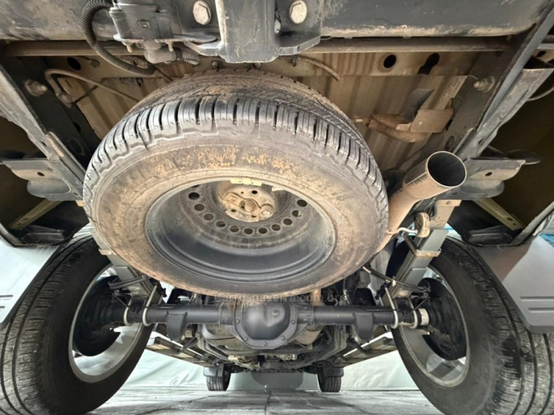 AMAROK 3.0 V6 TDI HIGHLINE CD DIESEL 4MOTION AUTOMÁTICO - 2023 - NOVA PRATA