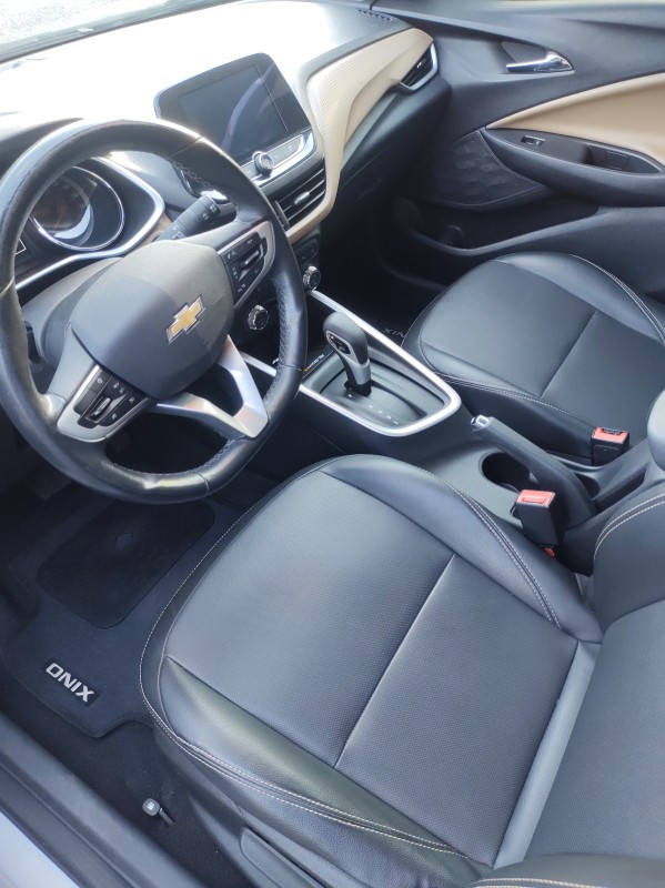 ONIX 1.0 PREMIER 12V TURBO FLEX 4P AUTOMÁTICO - 2020 - VALE REAL