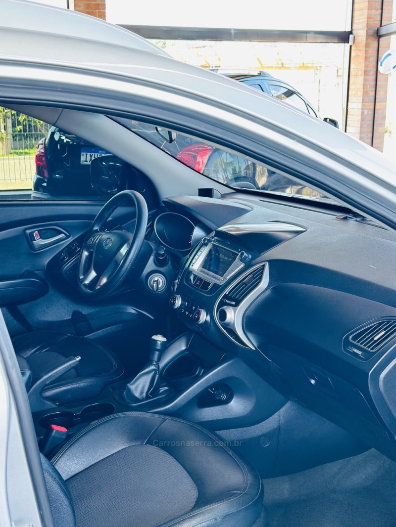 IX35 2.0 MPI 4X2 16V FLEX 4P MANUAL - 2012 - CANELA