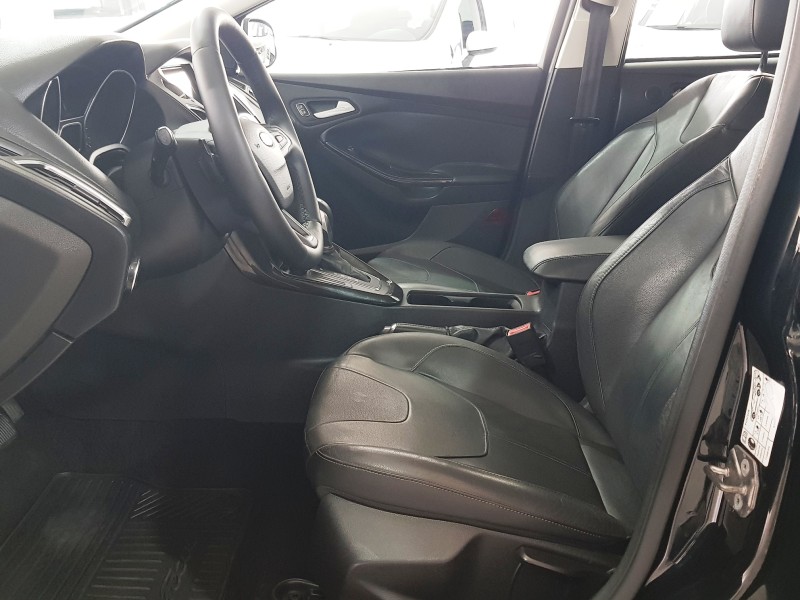 FOCUS 2.0 TITANIUM FASTBACK 16V FLEX 4P AUTOMÁTICO - 2018 - CAXIAS DO SUL
