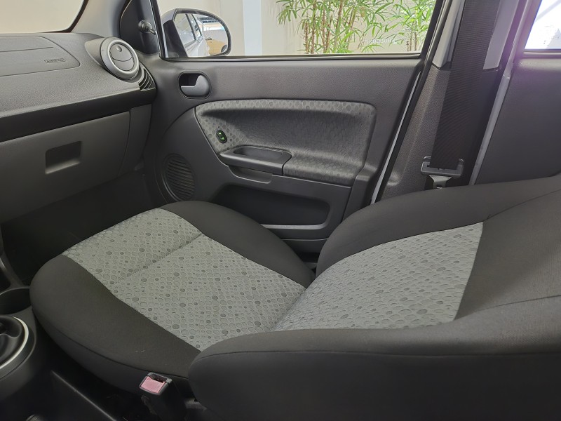 FIESTA 1.6 ROCAM SE 8V FLEX 4P MANUAL - 2014 - BENTO GONçALVES