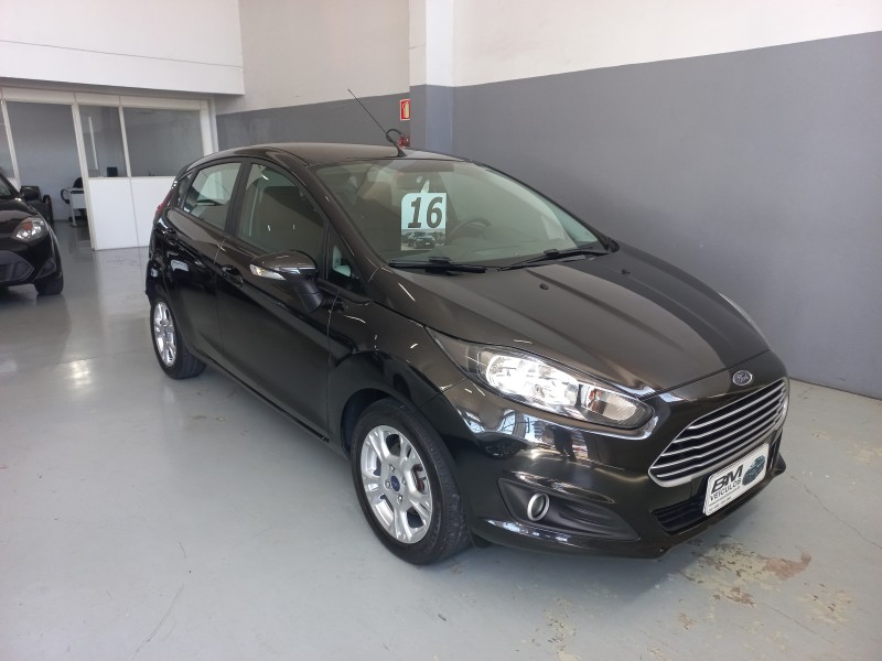 FIESTA 1.6 SE HATCH 16V FLEX 4P MANUAL - 2016 - BENTO GONçALVES