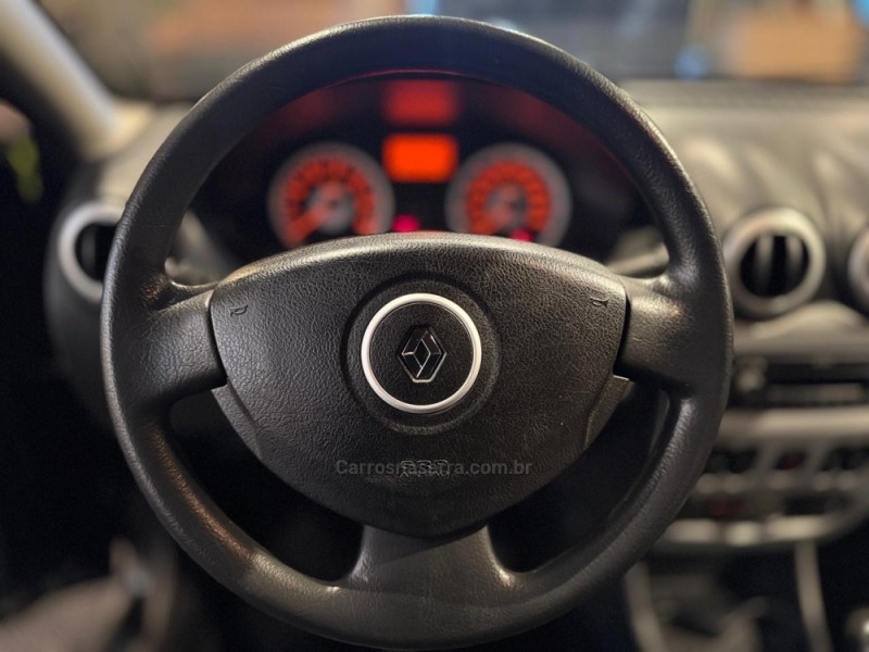 SANDERO 1.6 STEPWAY 16V FLEX 4P MANUAL - 2011 - FARROUPILHA
