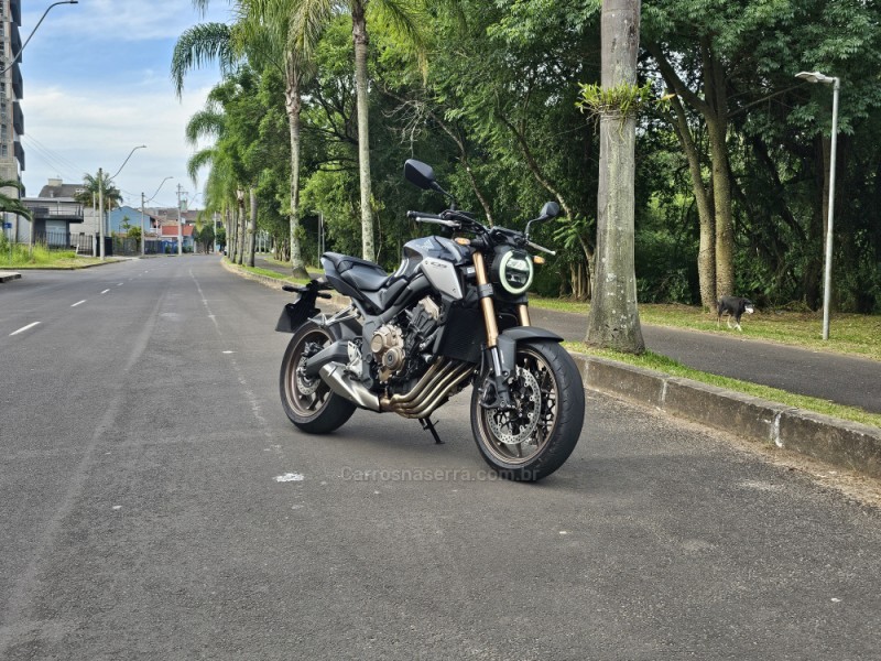 cb 650r  2022 campo bom