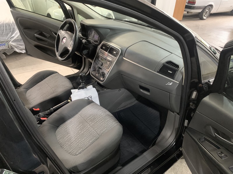 PUNTO 1.6 ESSENCE 16V FLEX 4P MANUAL - 2011 - CAXIAS DO SUL