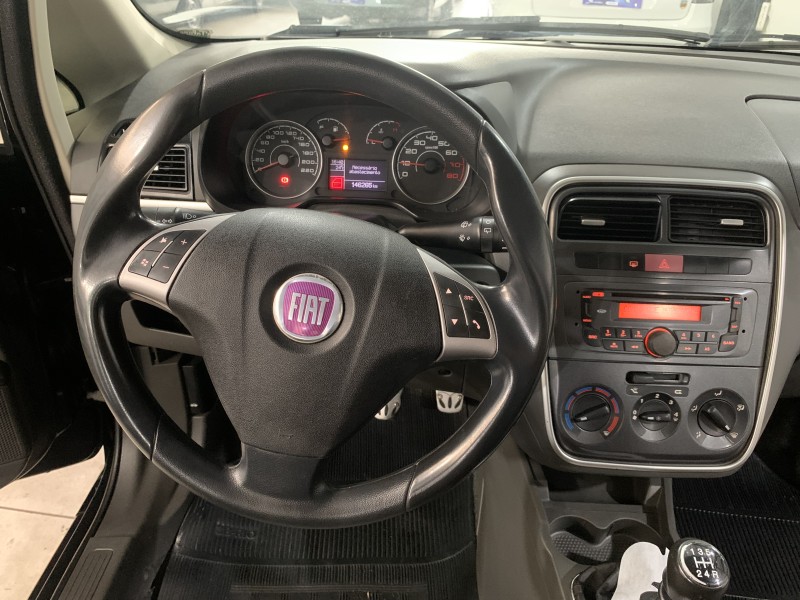 PUNTO 1.6 ESSENCE 16V FLEX 4P MANUAL - 2011 - CAXIAS DO SUL