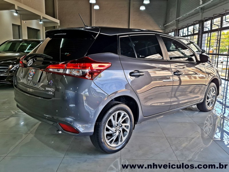 YARIS 1.5 XS CONNECT 16V FLEX 4P AUTOMÁTICO - 2023 - NOVO HAMBURGO
