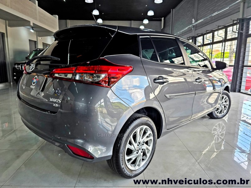 YARIS 1.5 XS CONNECT 16V FLEX 4P AUTOMÁTICO - 2023 - NOVO HAMBURGO