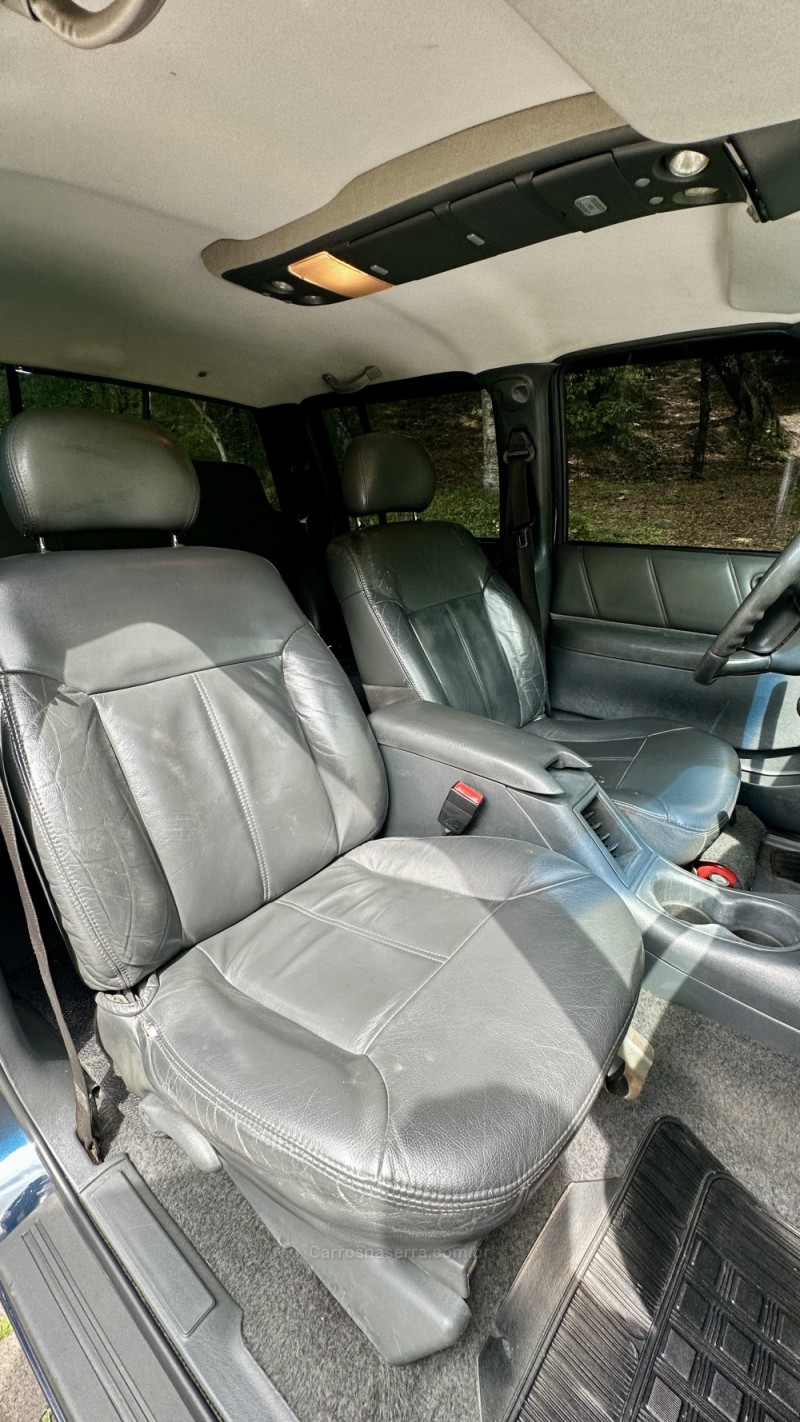 S10 2.8 EXECUTIVE 4X4 CD 12V TURBO INTERCOOLER DIESEL 4P MANUAL - 2004 - CAXIAS DO SUL