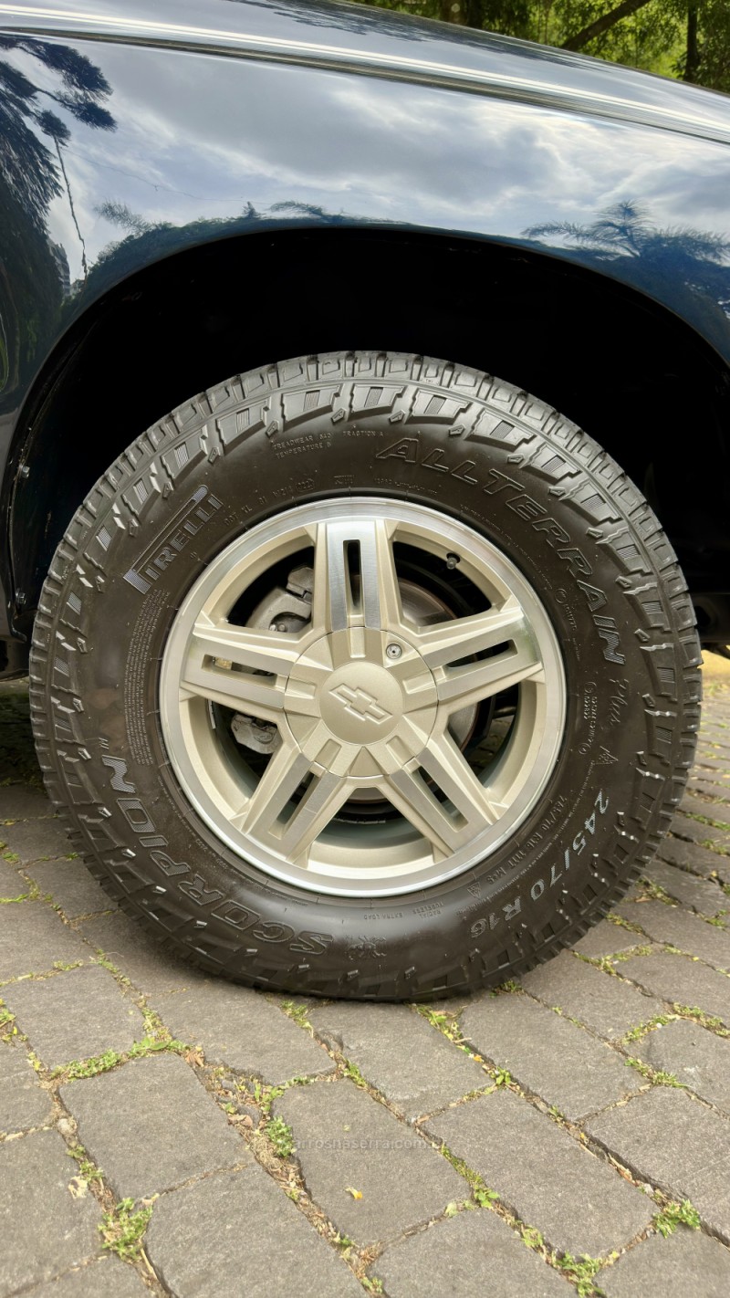 S10 2.8 EXECUTIVE 4X4 CD 12V TURBO INTERCOOLER DIESEL 4P MANUAL - 2004 - CAXIAS DO SUL