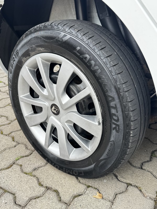 SANDERO 1.0 EXPRESSION 16V FLEX 4P MANUAL - 2016 - CAXIAS DO SUL