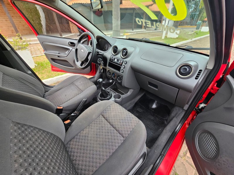 FIESTA 1.0 MPI 8V GASOLINA 4P MANUAL - 2007 - VENâNCIO AIRES
