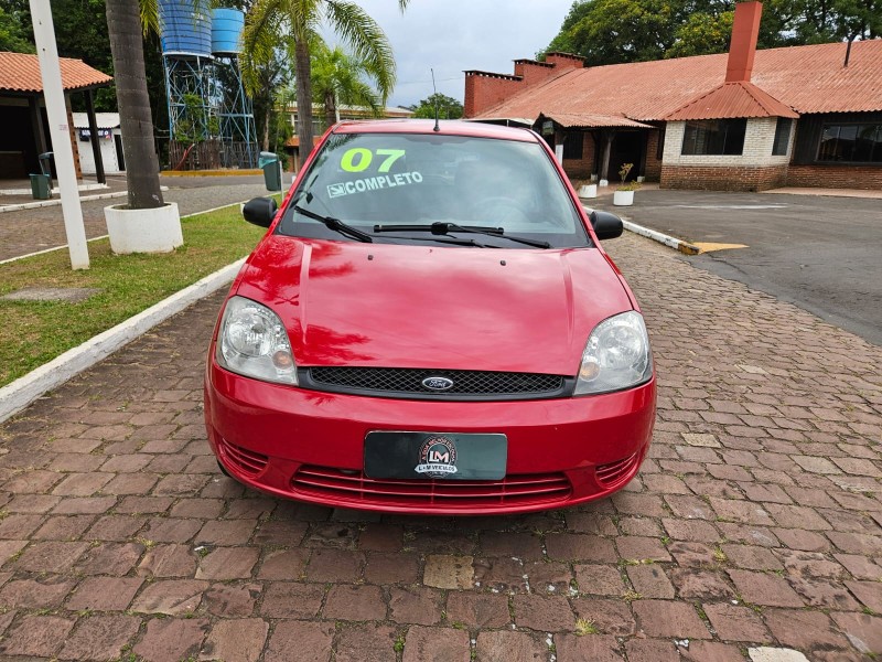 FIESTA 1.0 MPI 8V GASOLINA 4P MANUAL - 2007 - VENâNCIO AIRES