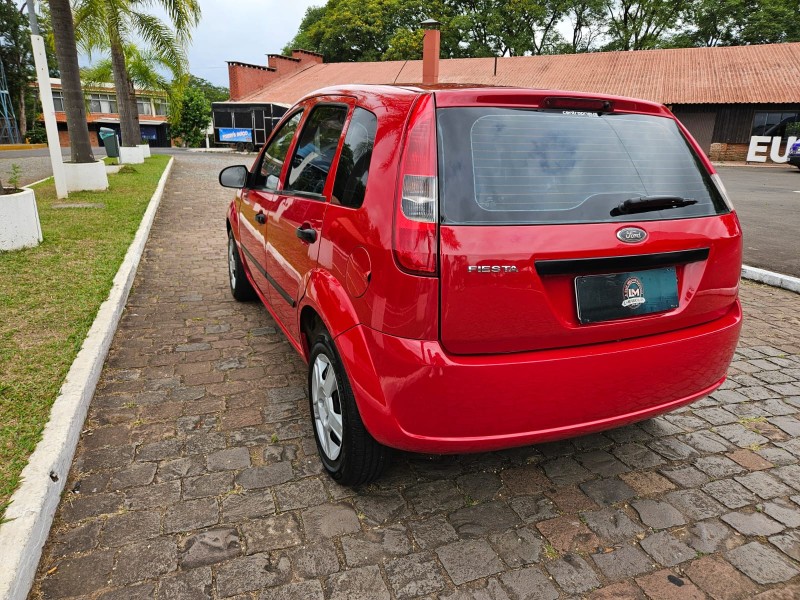 FIESTA 1.0 MPI 8V GASOLINA 4P MANUAL - 2007 - VENâNCIO AIRES