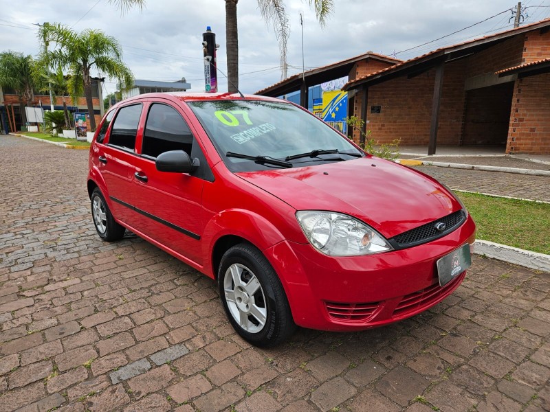 FIESTA 1.0 MPI 8V GASOLINA 4P MANUAL - 2007 - VENâNCIO AIRES