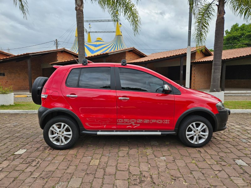 CROSSFOX 1.6 MI FLEX 8V 4P MANUAL - 2009 - VENâNCIO AIRES