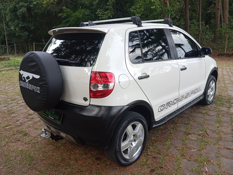 CROSSFOX 1.6 MI FLEX 8V 4P MANUAL - 2005 - CAXIAS DO SUL