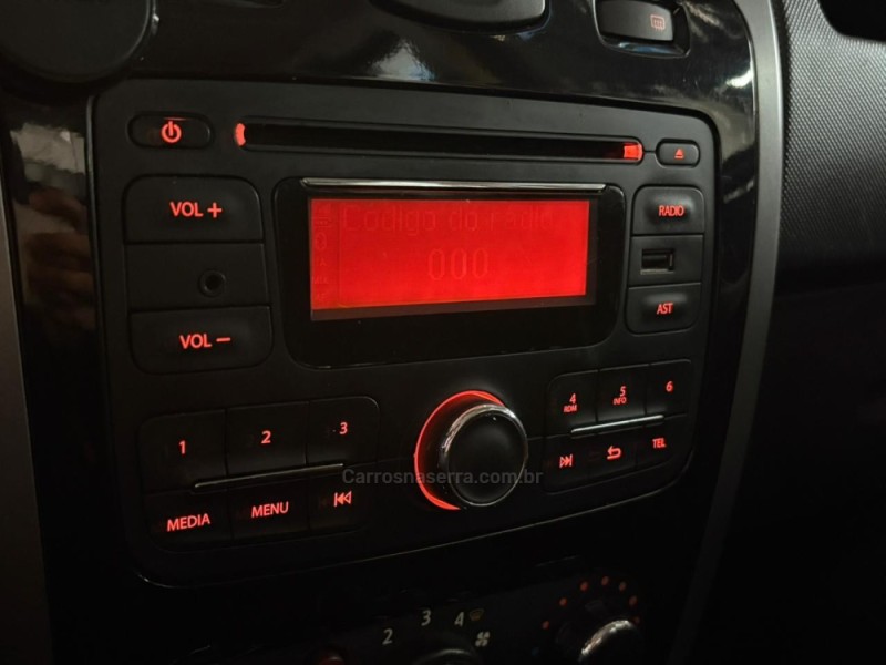 SANDERO 1.6 PRIVILÉGE 8V FLEX 4P MANUAL - 2013 - NOVO HAMBURGO