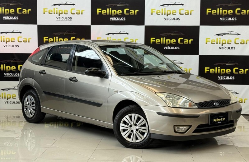 FOCUS 1.6 8V GASOLINA 4P MANUAL - 2006 - CAXIAS DO SUL