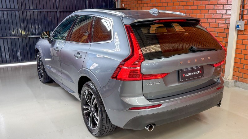 XC60 2.0 D5 MOMENTUM AWD DIESEL 4P AUTOMÁTICO - 2020 - BENTO GONçALVES