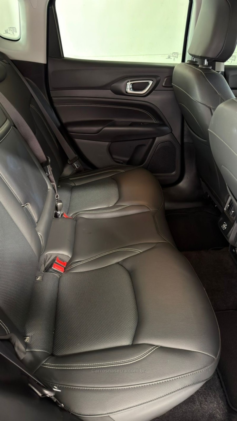 COMPASS 1.3 LONGITUDE T270 16V TURBO 4X2 FLEX 4P AUTOMÁTICO - 2023 - GARIBALDI