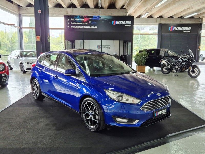 FOCUS 2.0 TITANIUM PLUS HATCH 16V FLEX 4P AUTO - 2016 - CAXIAS DO SUL
