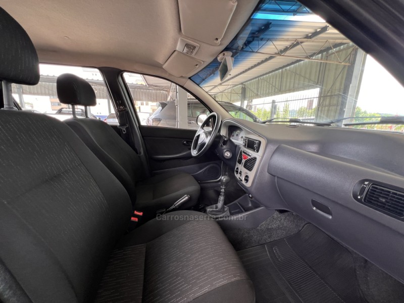 PALIO 1.0 MPI FIRE ECONOMY 8V FLEX 4P MANUAL - 2012 - BOM PRINCíPIO