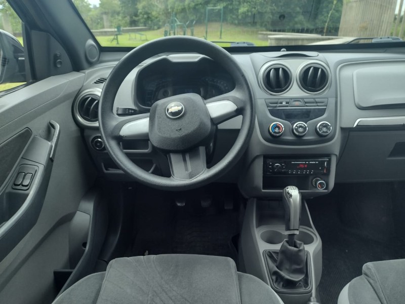 AGILE 1.4 MPFI LTZ 8V FLEX 4P MANUAL - 2011 - CANELA