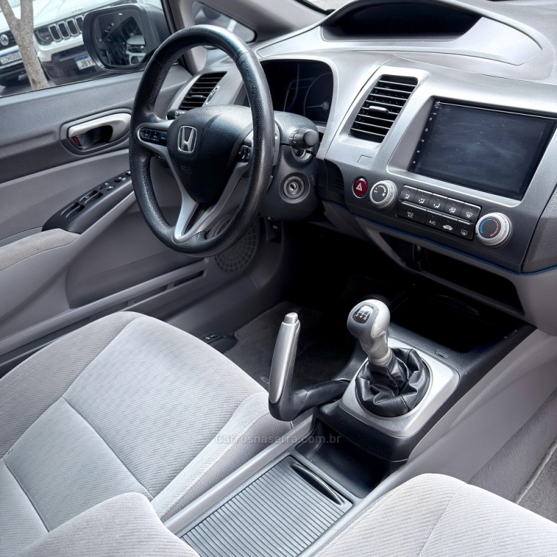 CIVIC 1.8 LXL 16V FLEX 4P MANUAL - 2011 - FLORES DA CUNHA