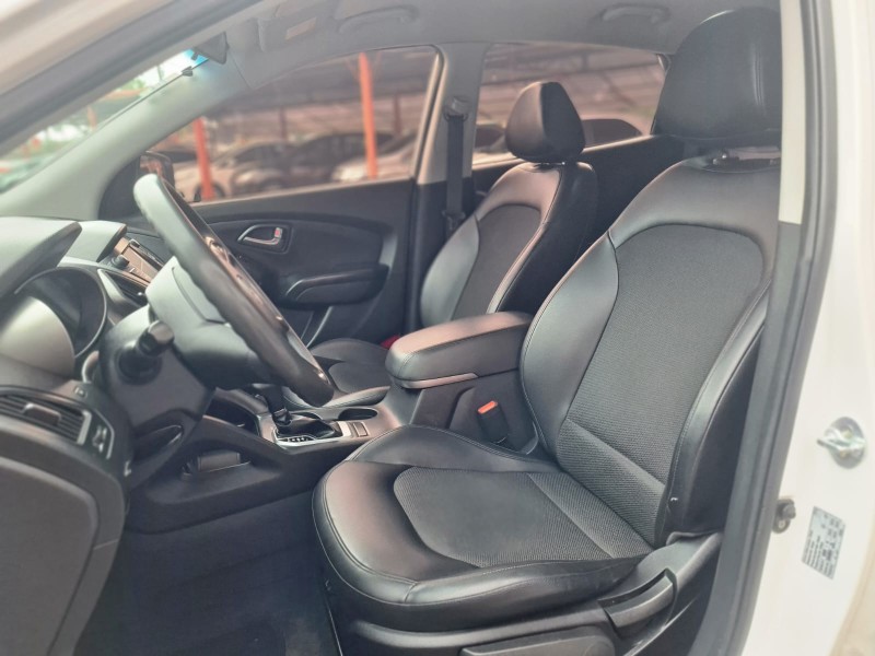 IX35 2.0 GL 4X2 16V FLEX 4P AUTOMÁTICO - 2019 - CANELA