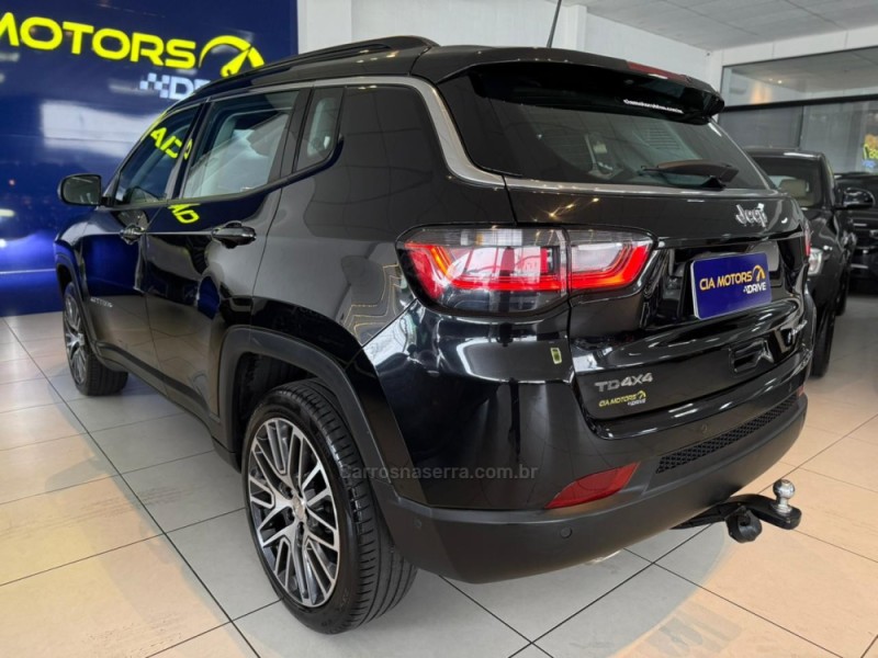 COMPASS 2.0 16V DIESEL LIMITED 4X4 AUTOMÁTICO - 2023 - SãO LEOPOLDO