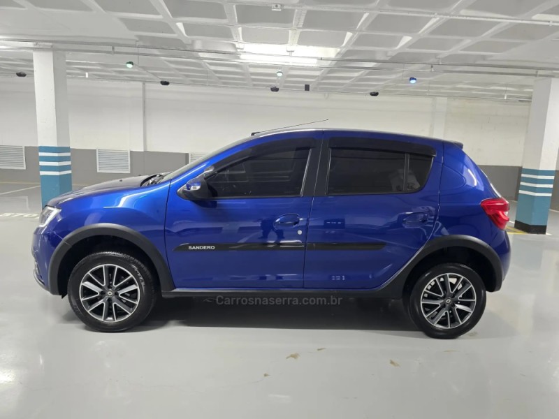SANDERO 1.6 STEPWAY INTENSE X-TRONIC 16V FLEX 4P AUTOMÁTICO - 2020 - PORTO ALEGRE