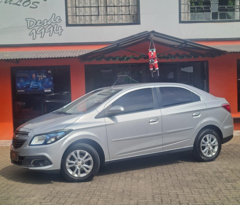 PRISMA 1.4 MPFI LTZ 8V FLEX 4P MANUAL - 2014 - CANELA