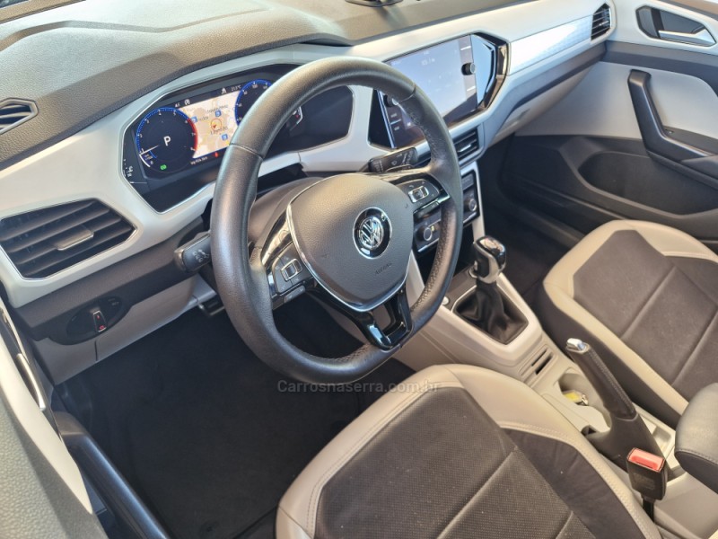 T-CROSS 1.4 HIGHLINE TSI 16V FLEX 4P AUTOMÁTICO - 2020 - LAJEADO