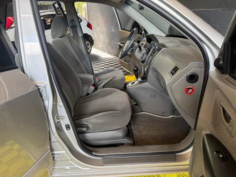 TUCSON 2.0 MPFI GL 16V 142CV 2WD GASOLINA 4P AUTOMÁTICO - 2010 - CAXIAS DO SUL