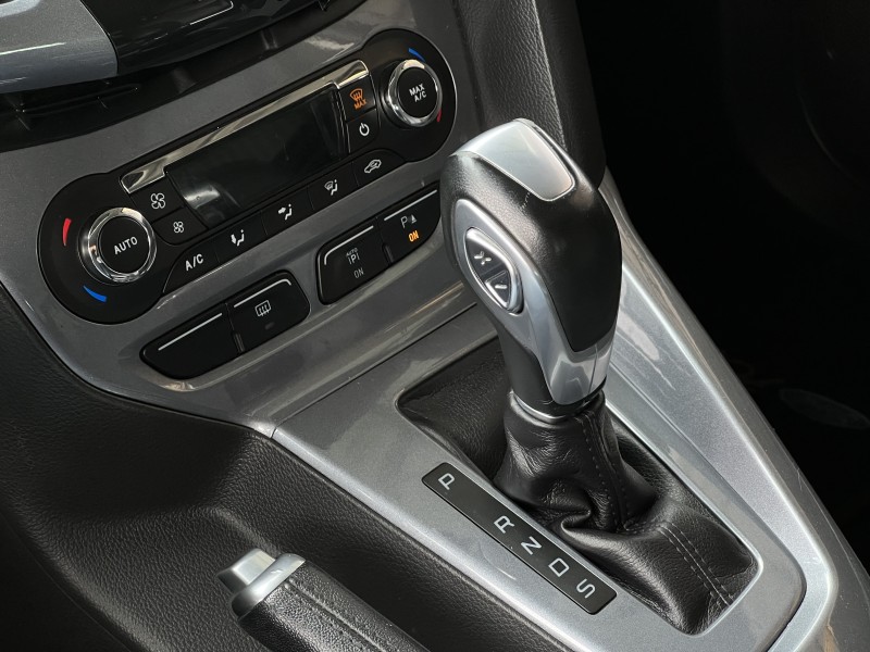 FOCUS 2.0 TITANIUM PLUS HATCH 16V FLEX 4P AUTO - 2015 - BENTO GONçALVES