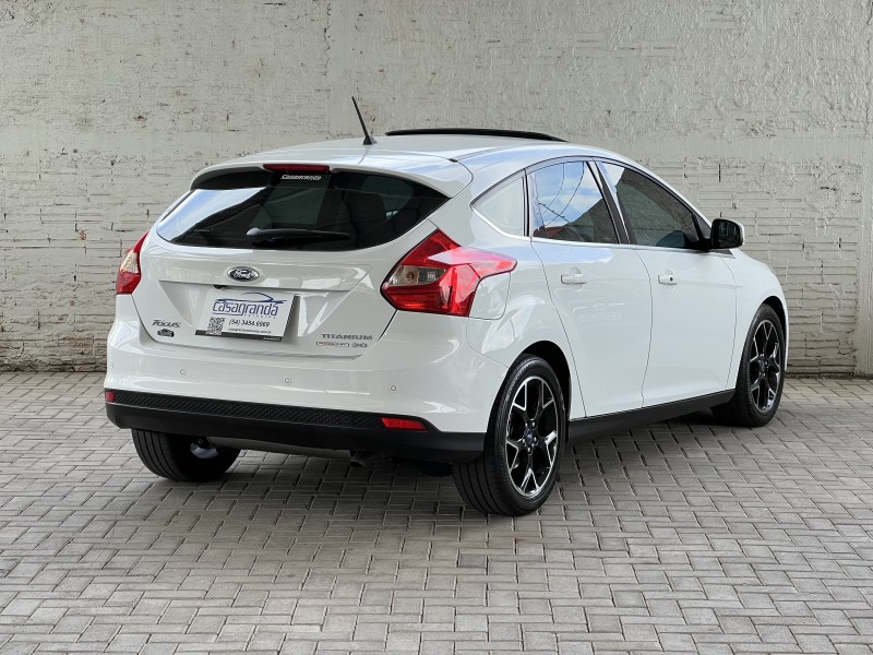 FOCUS 2.0 TITANIUM PLUS HATCH 16V FLEX 4P AUTO - 2015 - BENTO GONçALVES