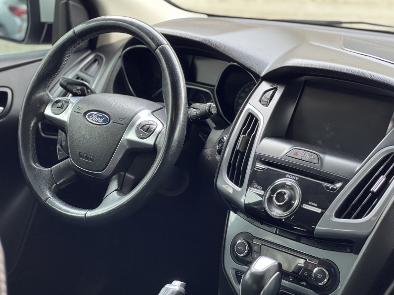 FOCUS 2.0 TITANIUM PLUS HATCH 16V FLEX 4P AUTO - 2015 - BENTO GONçALVES