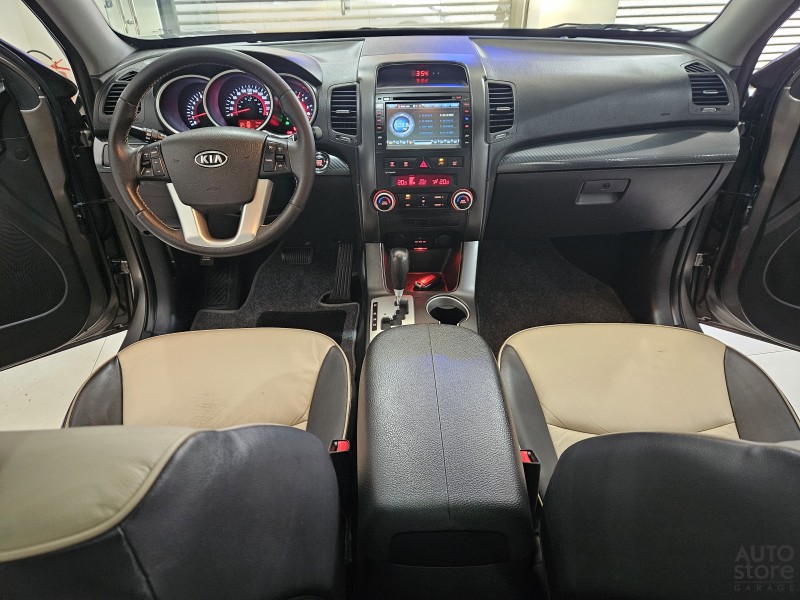 SORENTO 2.4 EX2 4X2 16V GASOLINA 4P 7 LUGARES AUTOMÁTICO - 2012 - CAXIAS DO SUL