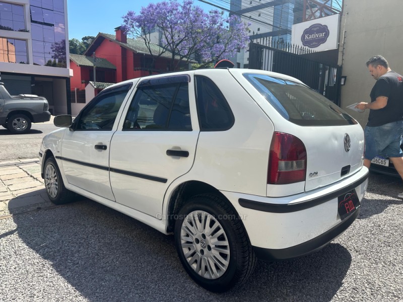 GOL 1.0 MI PLUS 16V GASOLINA 4P MANUAL G.III - 2000 - CAXIAS DO SUL