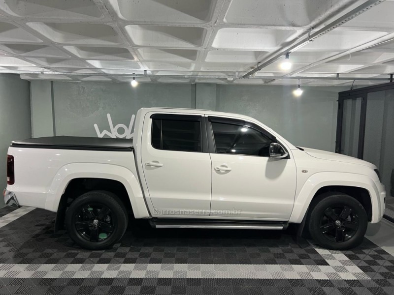 AMAROK 3.0 V6 TDI HIGHLINE CD DIESEL 4MOTION AUTOMÁTICO - 2019 - BENTO GONçALVES